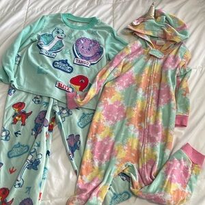 🔥3 for $10 Two Girls size 4T Pjs - unicorn & Dino Ranch